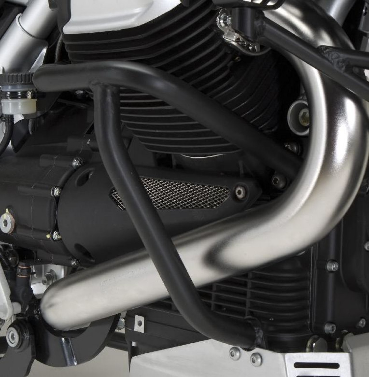 Arceau de protection moteur, noir pour Stelvio 1200 original Moto Guzzi